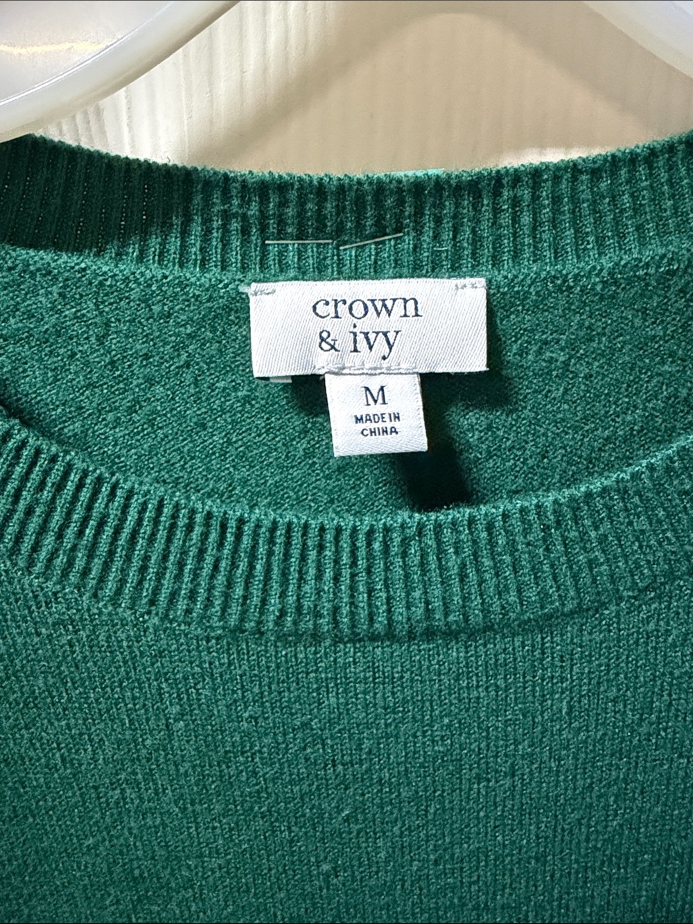 Crown and Ivy Dark Green Scoop Neck Sweater - Picture 2 of 3